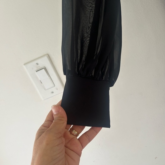 Windsor Black Ruched Long Sleeve Dress - Picture 9 of 13